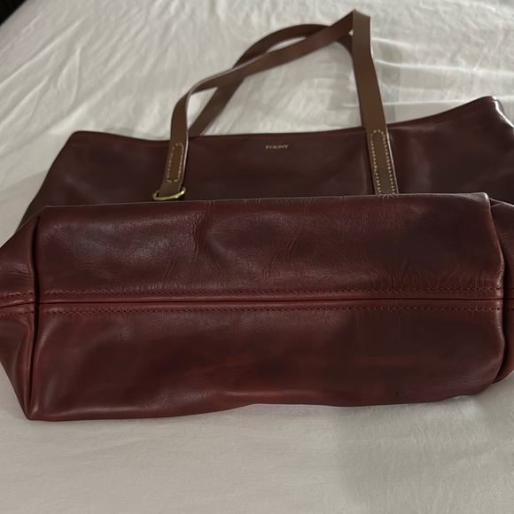 FOUNT NWOT Bellfield Tote in Bourdaux. NEVER CARRIED. - Picture 2 of 4